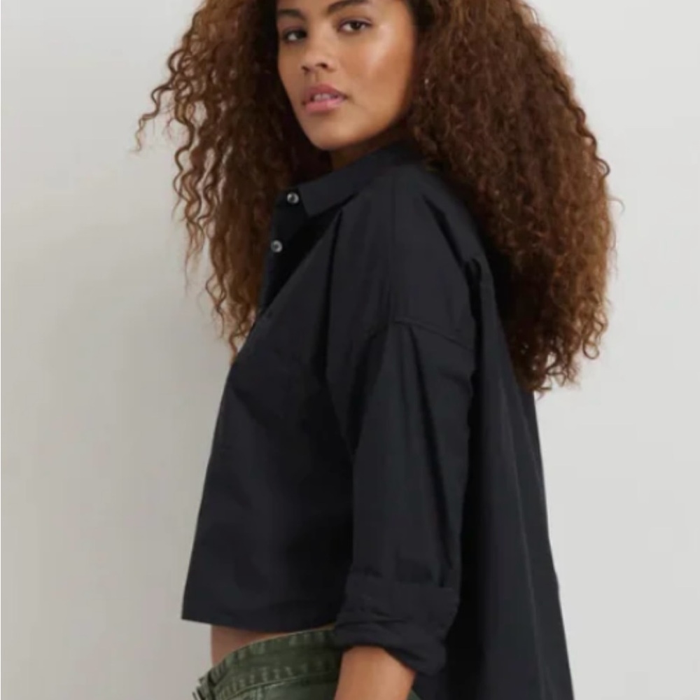 Alex Mill Cropped Jo Shirt in Cotton Poplin - Black/SM